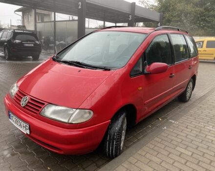 Червоний Фольксваген Шаран, об'ємом двигуна 1.9 л та пробігом 500 тис. км за 2599 $, фото 1 на Automoto.ua