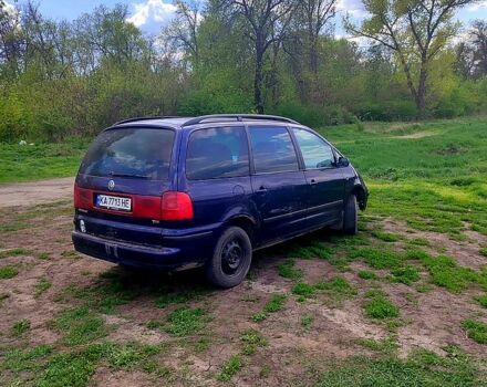 Фольксваген Шаран, объемом двигателя 1.9 л и пробегом 0 тыс. км за 4000 $, фото 5 на Automoto.ua