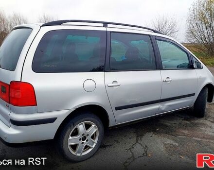 Фольксваген Шаран, объемом двигателя 1.9 л и пробегом 323 тыс. км за 2999 $, фото 2 на Automoto.ua