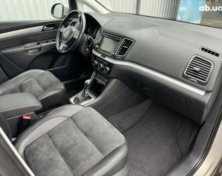 Фольксваген Шаран 2013 в Киеве на Automoto.ua Фольксваген Шаран, объемом двигателя 1.4 л и пробегом 155 тыс. км за 12500 $, фото 25 на Automoto.ua