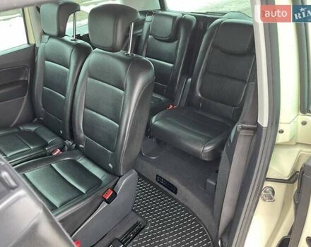 Фольксваген Шаран, объемом двигателя 1.97 л и пробегом 309 тыс. км за 13500 $, фото 6 на Automoto.ua