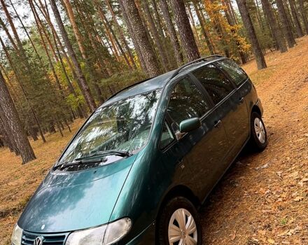 Фольксваген Шаран, объемом двигателя 1.9 л и пробегом 150 тыс. км за 1500 $, фото 1 на Automoto.ua