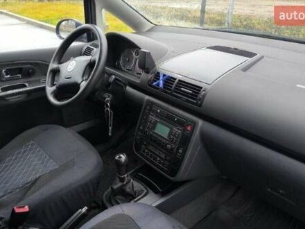 Фольксваген Шаран 2004 в Львове на Automoto.ua Фольксваген Шаран, объемом двигателя 1.9 л и пробегом 284 тыс. км за 2200 $, фото 1 на Automoto.ua