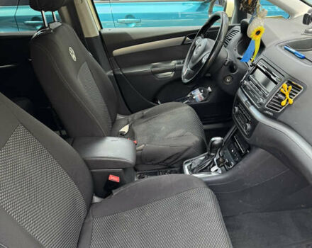 Жовтий Фольксваген Шаран, об'ємом двигуна 1.97 л та пробігом 205 тис. км за 10500 $, фото 5 на Automoto.ua