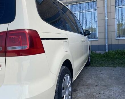 Желтый Фольксваген Шаран, объемом двигателя 2 л и пробегом 358 тыс. км за 12700 $, фото 5 на Automoto.ua