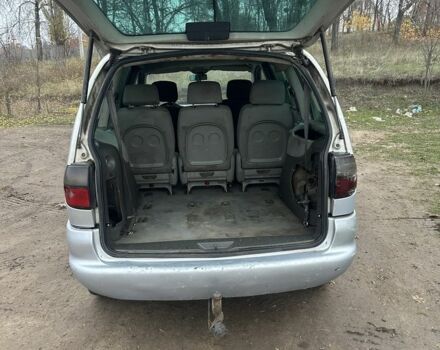 Сірий Фольксваген Шаран, об'ємом двигуна 1.9 л та пробігом 321 тис. км за 1250 $, фото 7 на Automoto.ua