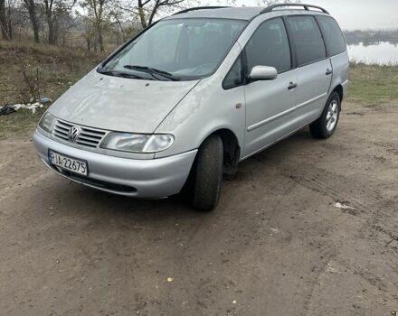 Сірий Фольксваген Шаран, об'ємом двигуна 1.9 л та пробігом 321 тис. км за 1250 $, фото 1 на Automoto.ua