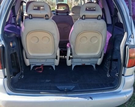 Серый Фольксваген Шаран, объемом двигателя 1.9 л и пробегом 420 тыс. км за 2800 $, фото 4 на Automoto.ua