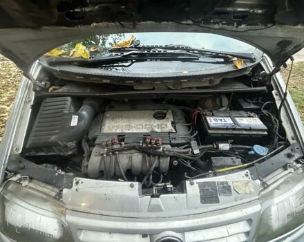 Серый Фольксваген Шаран, объемом двигателя 2.8 л и пробегом 600 тыс. км за 2000 $, фото 6 на Automoto.ua