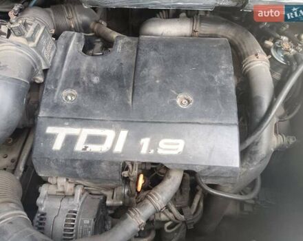 Сірий Фольксваген Шаран, об'ємом двигуна 1.9 л та пробігом 438 тис. км за 2800 $, фото 4 на Automoto.ua