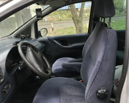 Серый Фольксваген Шаран, объемом двигателя 1.8 л и пробегом 3 тыс. км за 2300 $, фото 4 на Automoto.ua