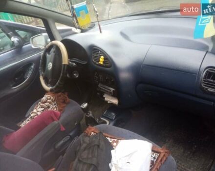 Сірий Фольксваген Шаран, об'ємом двигуна 1.9 л та пробігом 345 тис. км за 2700 $, фото 4 на Automoto.ua