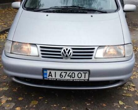 Серый Фольксваген Шаран, объемом двигателя 2.8 л и пробегом 403 тыс. км за 3499 $, фото 3 на Automoto.ua