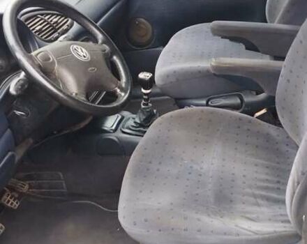 Серый Фольксваген Шаран, объемом двигателя 2.8 л и пробегом 403 тыс. км за 3499 $, фото 8 на Automoto.ua