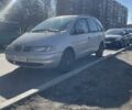 Серый Фольксваген Шаран, объемом двигателя 1.8 л и пробегом 247 тыс. км за 1500 $, фото 1 на Automoto.ua