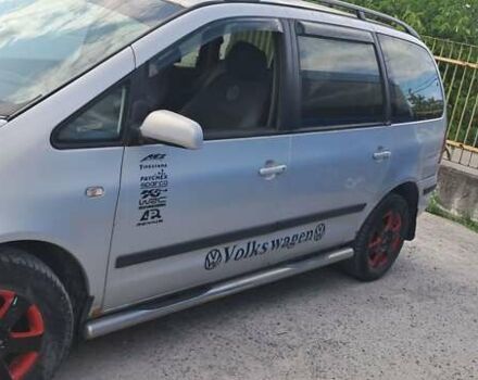 Серый Фольксваген Шаран, объемом двигателя 1.9 л и пробегом 368 тыс. км за 2000 $, фото 7 на Automoto.ua