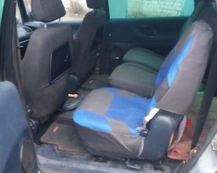 Серый Фольксваген Шаран, объемом двигателя 1.9 л и пробегом 328 тыс. км за 3600 $, фото 3 на Automoto.ua