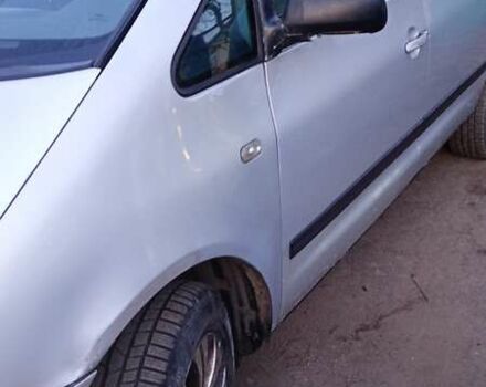 Серый Фольксваген Шаран, объемом двигателя 1.9 л и пробегом 300 тыс. км за 4000 $, фото 2 на Automoto.ua