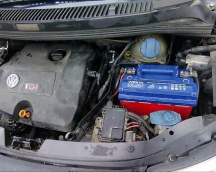 Сірий Фольксваген Шаран, об'ємом двигуна 1.9 л та пробігом 380 тис. км за 4000 $, фото 34 на Automoto.ua