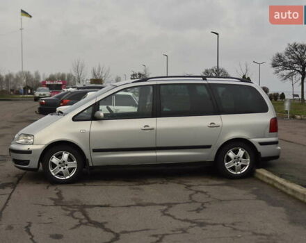 Серый Фольксваген Шаран, объемом двигателя 1.9 л и пробегом 314 тыс. км за 4300 $, фото 3 на Automoto.ua