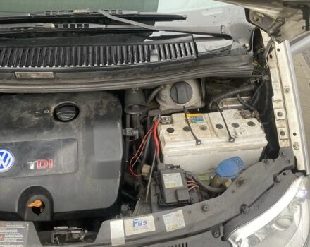 Серый Фольксваген Шаран, объемом двигателя 1.9 л и пробегом 333 тыс. км за 3600 $, фото 7 на Automoto.ua