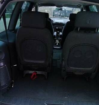 Сірий Фольксваген Шаран, об'ємом двигуна 1.9 л та пробігом 380 тис. км за 4000 $, фото 11 на Automoto.ua