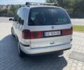 Сірий Фольксваген Шаран, об'ємом двигуна 1.9 л та пробігом 250 тис. км за 3000 $, фото 4 на Automoto.ua