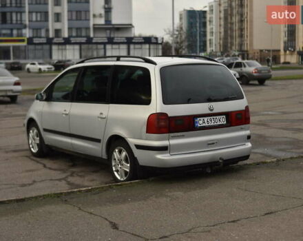 Серый Фольксваген Шаран, объемом двигателя 1.9 л и пробегом 314 тыс. км за 4300 $, фото 6 на Automoto.ua