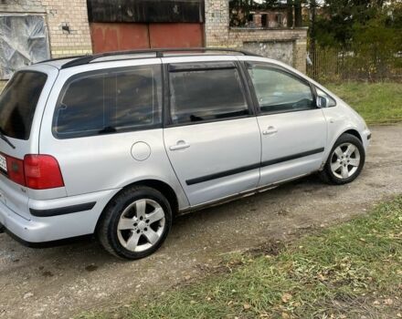 Серый Фольксваген Шаран, объемом двигателя 1.9 л и пробегом 390 тыс. км за 1450 $, фото 3 на Automoto.ua