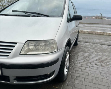 Серый Фольксваген Шаран, объемом двигателя 1.9 л и пробегом 427 тыс. км за 4699 $, фото 12 на Automoto.ua