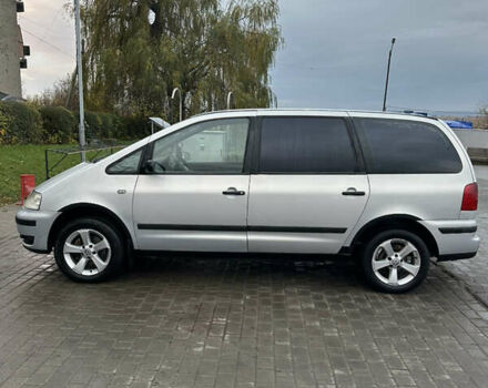 Серый Фольксваген Шаран, объемом двигателя 1.9 л и пробегом 427 тыс. км за 4699 $, фото 5 на Automoto.ua