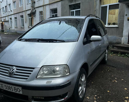 Серый Фольксваген Шаран, объемом двигателя 1.9 л и пробегом 341 тыс. км за 3300 $, фото 1 на Automoto.ua