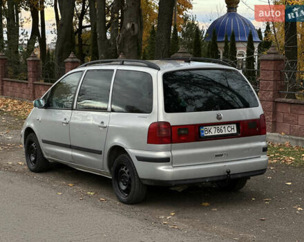 Сірий Фольксваген Шаран, об'ємом двигуна 1.9 л та пробігом 380 тис. км за 3000 $, фото 3 на Automoto.ua