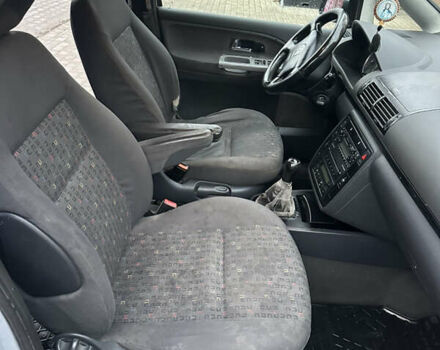 Серый Фольксваген Шаран, объемом двигателя 1.9 л и пробегом 427 тыс. км за 4699 $, фото 25 на Automoto.ua