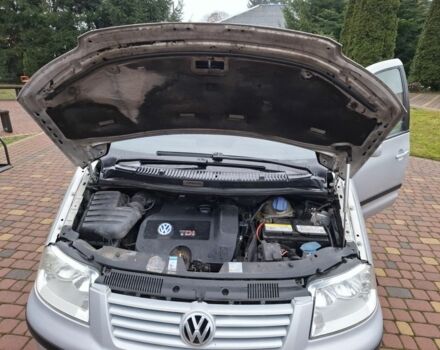 Серый Фольксваген Шаран, объемом двигателя 1.9 л и пробегом 440 тыс. км за 3700 $, фото 7 на Automoto.ua