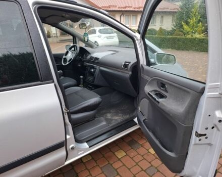 Серый Фольксваген Шаран, объемом двигателя 1.9 л и пробегом 440 тыс. км за 3700 $, фото 13 на Automoto.ua