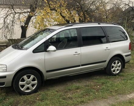 Серый Фольксваген Шаран, объемом двигателя 1.9 л и пробегом 3 тыс. км за 3900 $, фото 1 на Automoto.ua