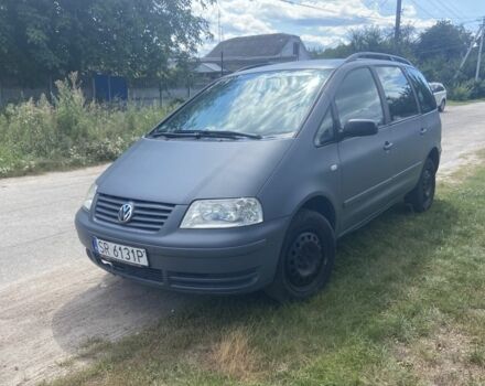 Сірий Фольксваген Шаран, об'ємом двигуна 1 л та пробігом 280 тис. км за 2400 $, фото 1 на Automoto.ua