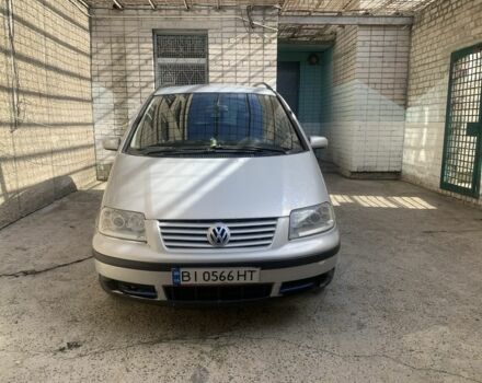 Серый Фольксваген Шаран, объемом двигателя 1.8 л и пробегом 380 тыс. км за 2700 $, фото 11 на Automoto.ua