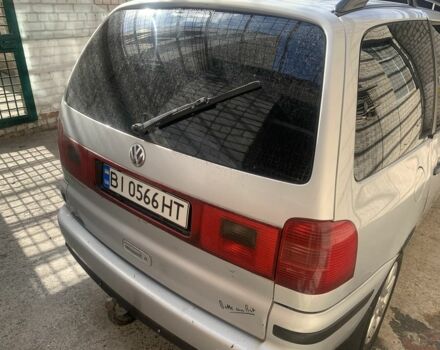 Серый Фольксваген Шаран, объемом двигателя 1.8 л и пробегом 380 тыс. км за 2700 $, фото 10 на Automoto.ua