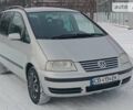 Серый Фольксваген Шаран, объемом двигателя 1.9 л и пробегом 250 тыс. км за 6000 $, фото 1 на Automoto.ua