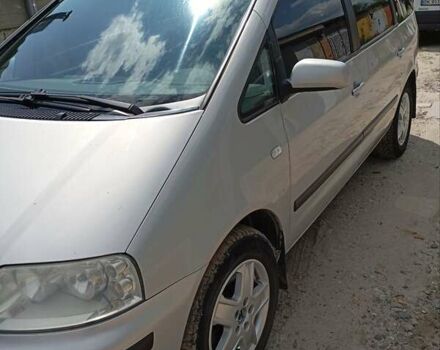 Серый Фольксваген Шаран, объемом двигателя 1.9 л и пробегом 375 тыс. км за 4300 $, фото 6 на Automoto.ua