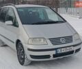 Серый Фольксваген Шаран, объемом двигателя 1.9 л и пробегом 250 тыс. км за 5200 $, фото 1 на Automoto.ua