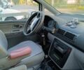 Фольксваген Шаран 2002 в Кривом Роге на Automoto.ua Серый Фольксваген Шаран, объемом двигателя 0 л и пробегом 300 тыс. км за 4500 $, фото 5 на Automoto.ua