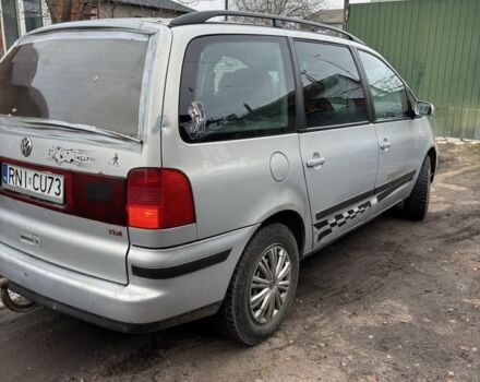 Серый Фольксваген Шаран, объемом двигателя 1.9 л и пробегом 360 тыс. км за 2400 $, фото 3 на Automoto.ua