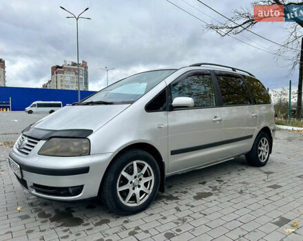 Сірий Фольксваген Шаран, об'ємом двигуна 1.8 л та пробігом 365 тис. км за 4499 $, фото 8 на Automoto.ua