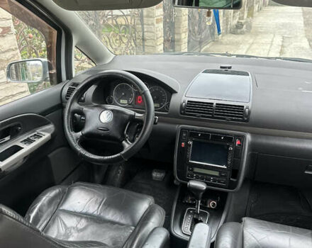 Серый Фольксваген Шаран, объемом двигателя 1.9 л и пробегом 420 тыс. км за 4900 $, фото 11 на Automoto.ua