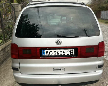 Серый Фольксваген Шаран, объемом двигателя 1.9 л и пробегом 420 тыс. км за 4900 $, фото 3 на Automoto.ua