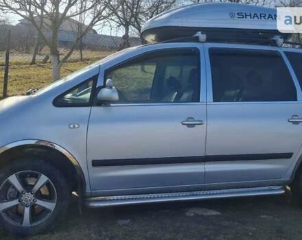 Серый Фольксваген Шаран, объемом двигателя 1.8 л и пробегом 314 тыс. км за 6000 $, фото 5 на Automoto.ua
