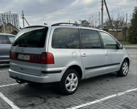 Серый Фольксваген Шаран, объемом двигателя 1.9 л и пробегом 380 тыс. км за 2299 $, фото 3 на Automoto.ua